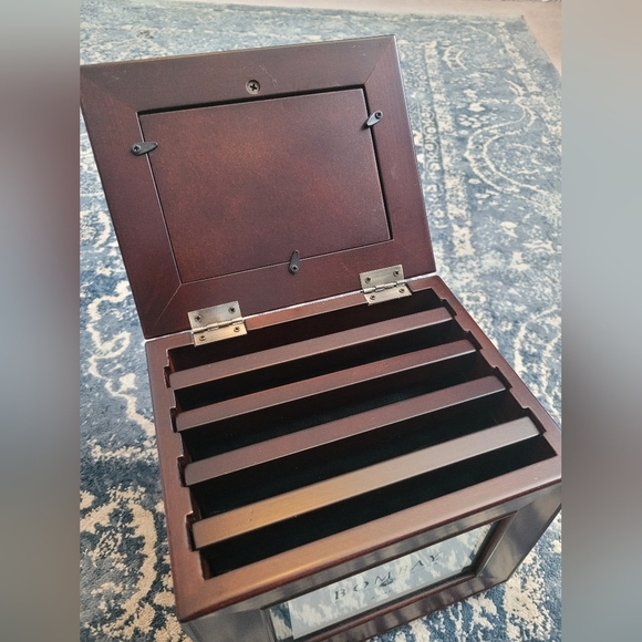 Bombay Wooden Photo Box - Picture 2 of 5